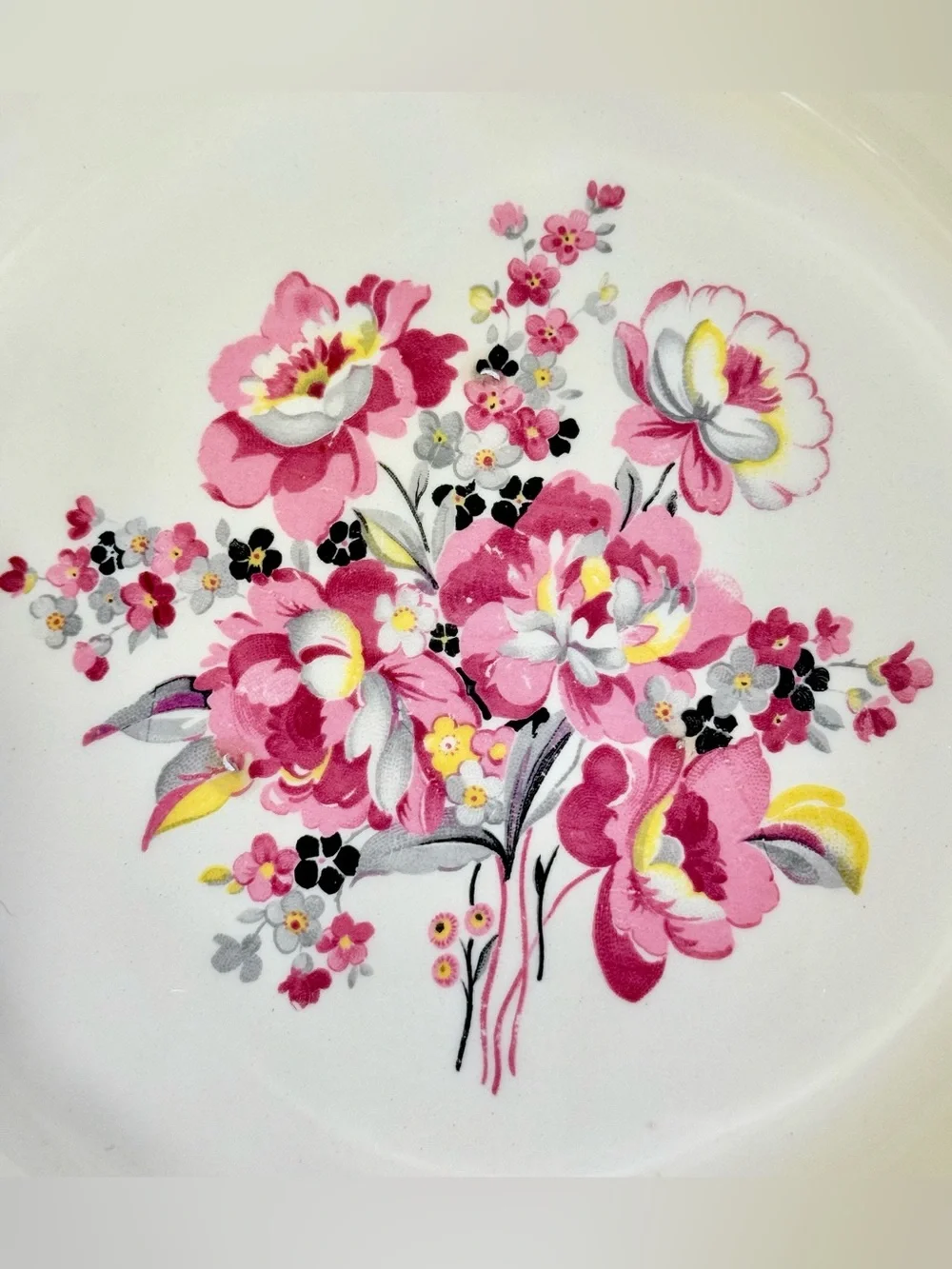 Circa 1944 Pantry Bak-In 10” Floral Pie Plate 22K gold trim by Crooksville